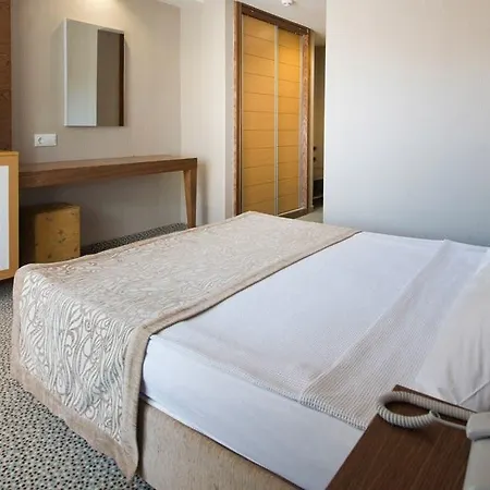 Mc Park Hotel 5*